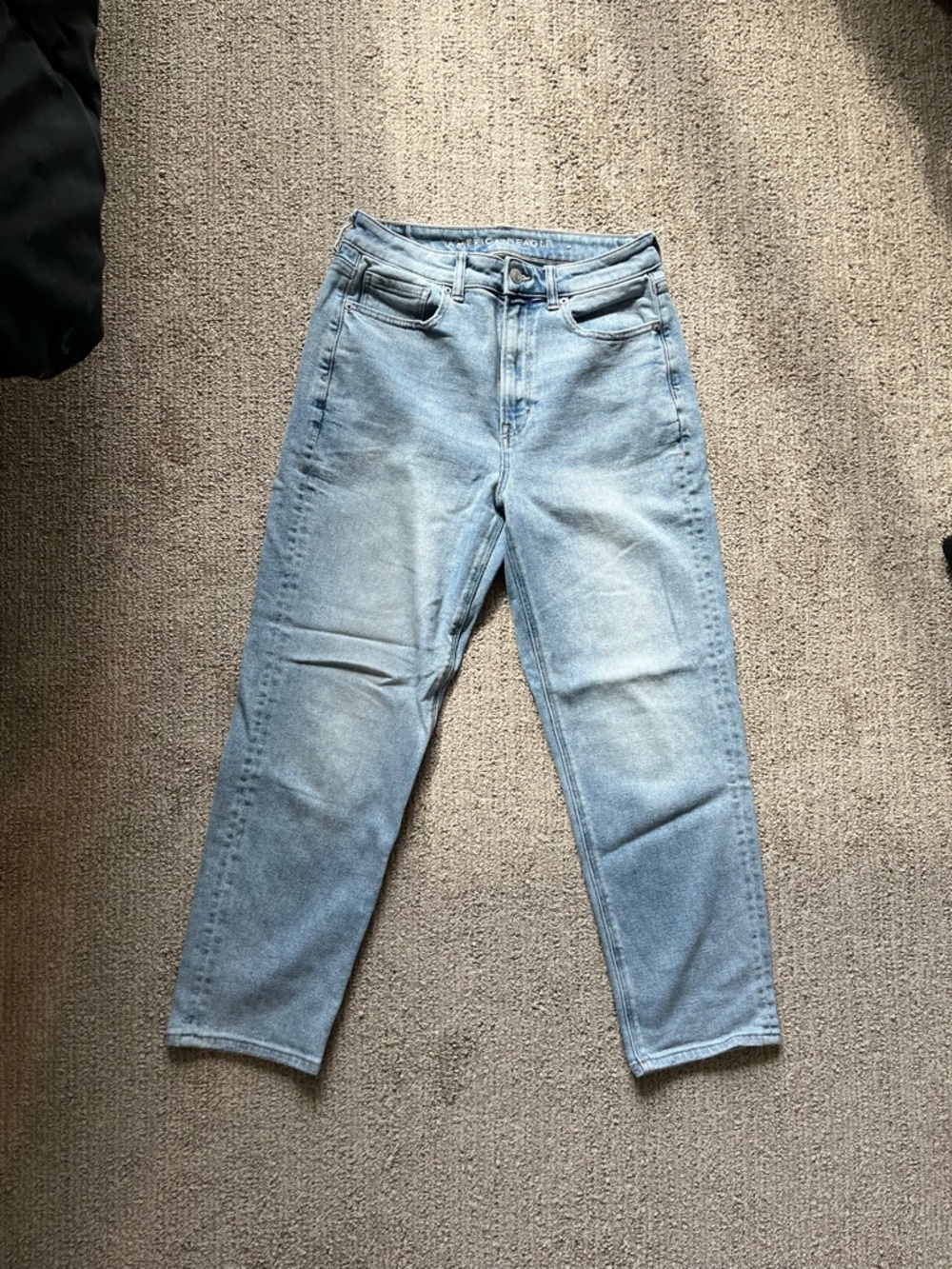 American Eagle Outfitters Light Blue Mom Straight Jeans